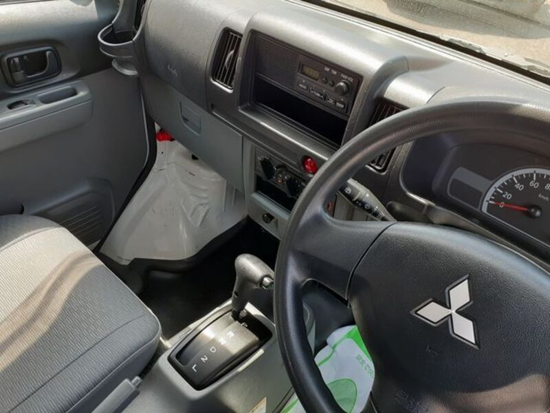 MINICAB VAN