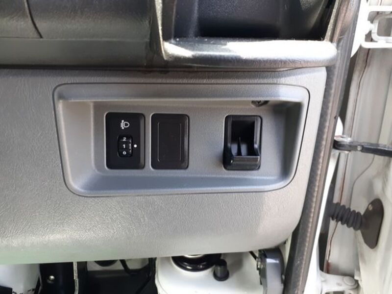 MINICAB VAN