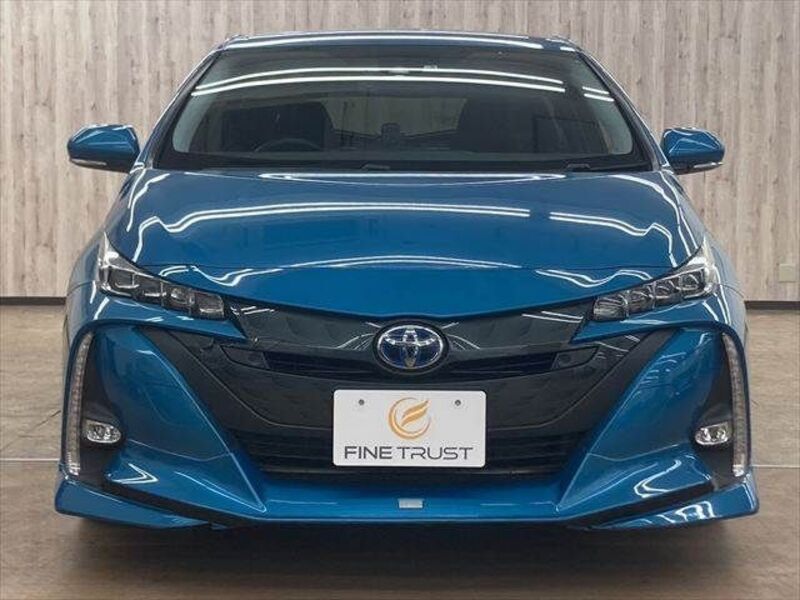 PRIUS PHV
