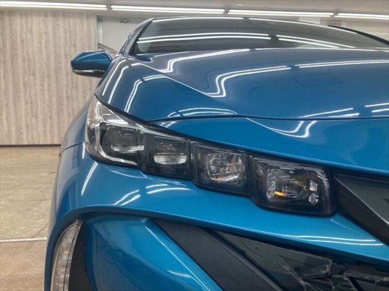 PRIUS PHV