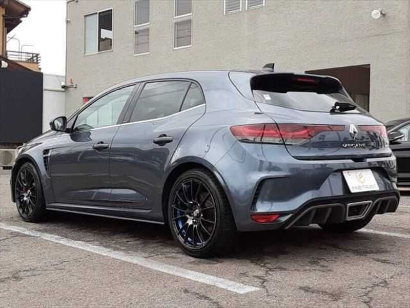 MEGANE