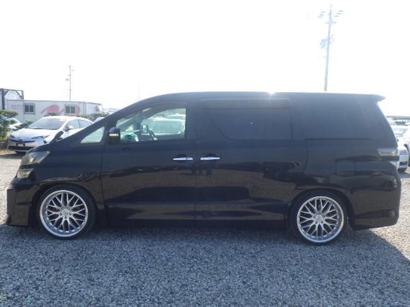 VELLFIRE