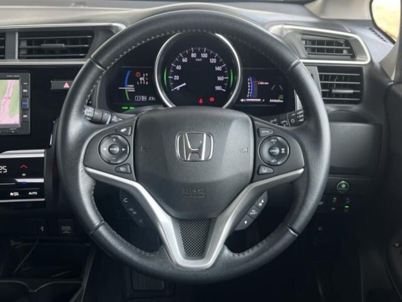 FIT HYBRID