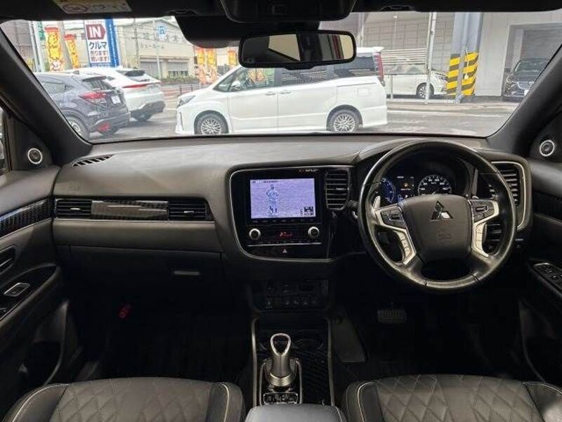 OUTLANDER PHEV
