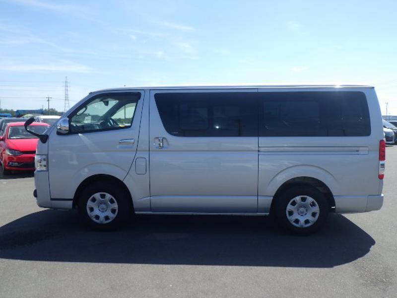 HIACE