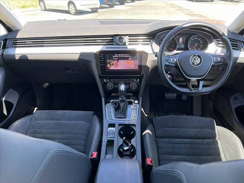 PASSAT VARIANT