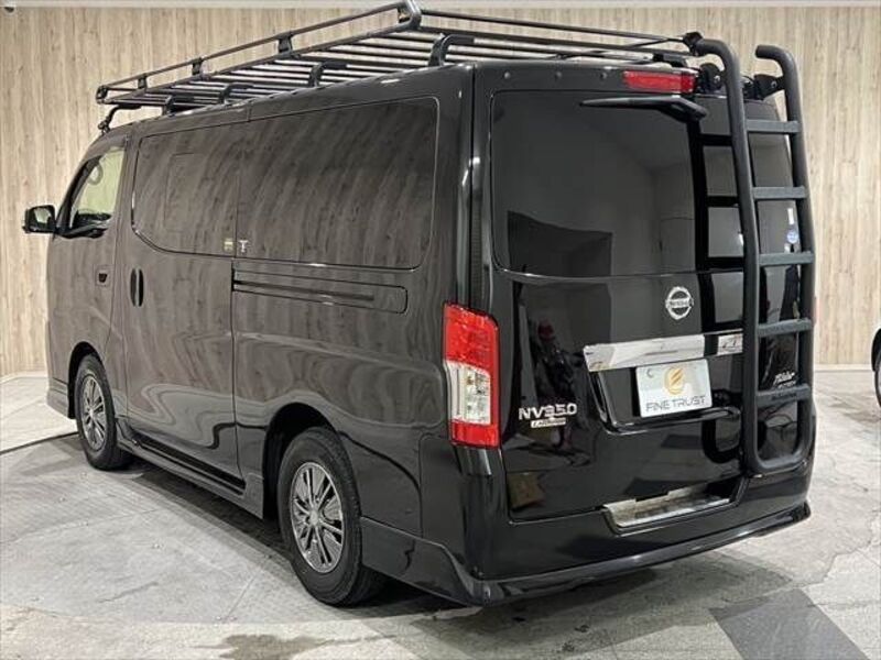 NV350 CARAVAN