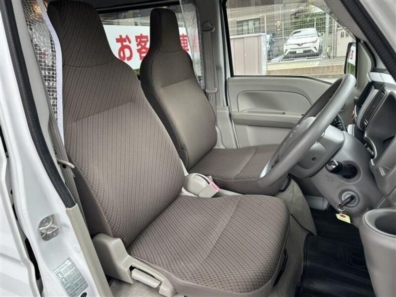 MINICAB VAN