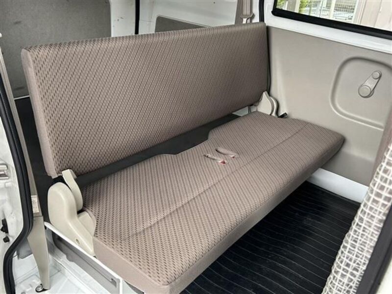 MINICAB VAN