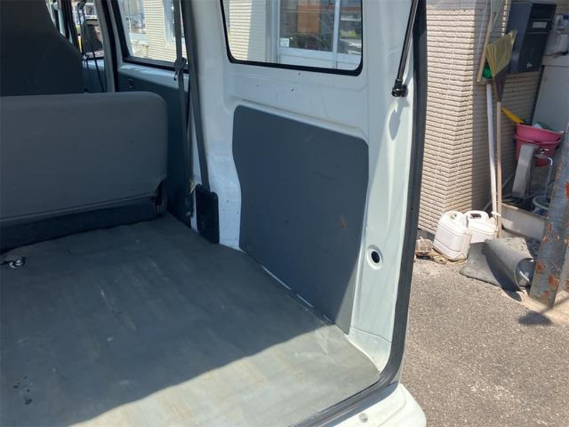 MINICAB VAN