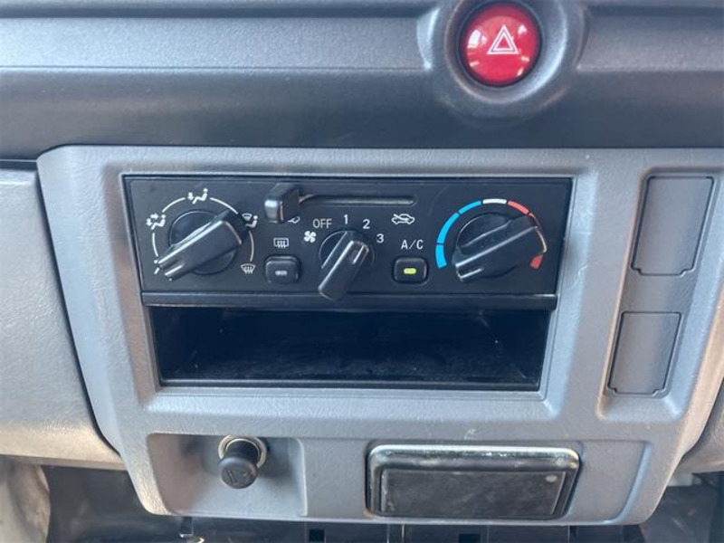 MINICAB VAN