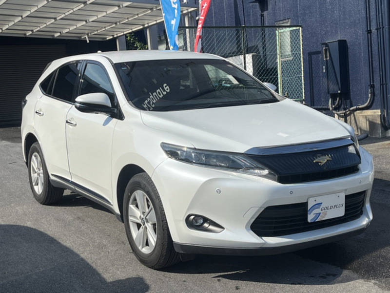 TOYOTA HARRIER