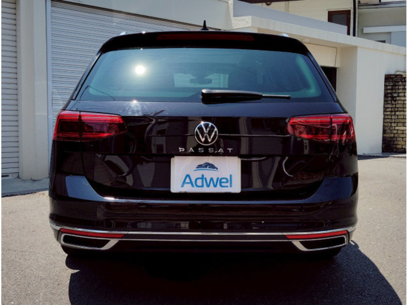 PASSAT VARIANT