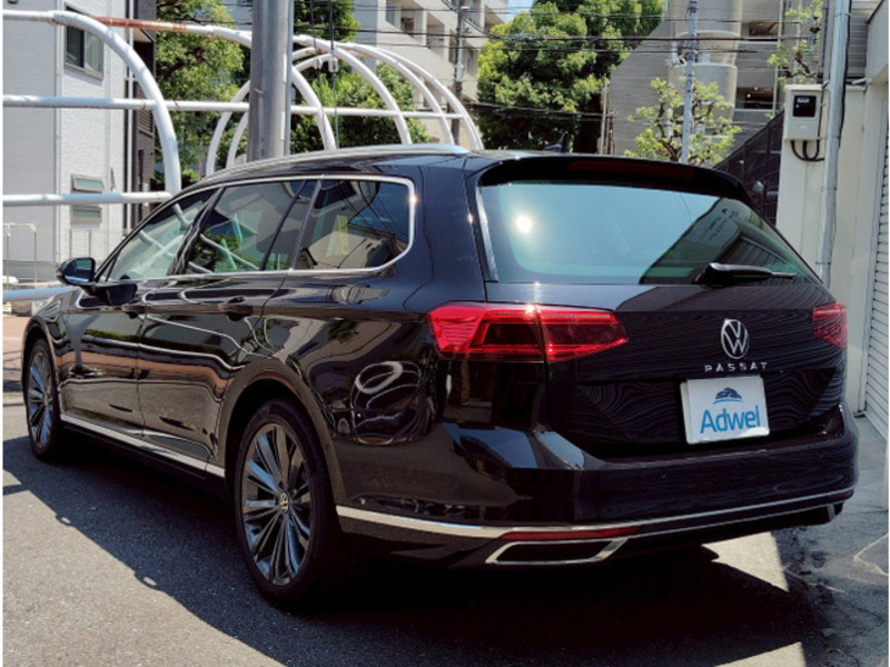 PASSAT VARIANT