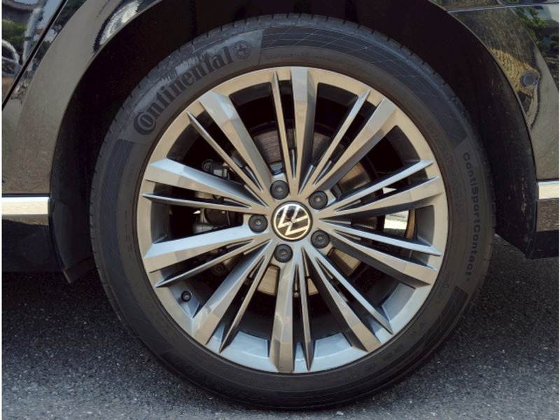PASSAT VARIANT