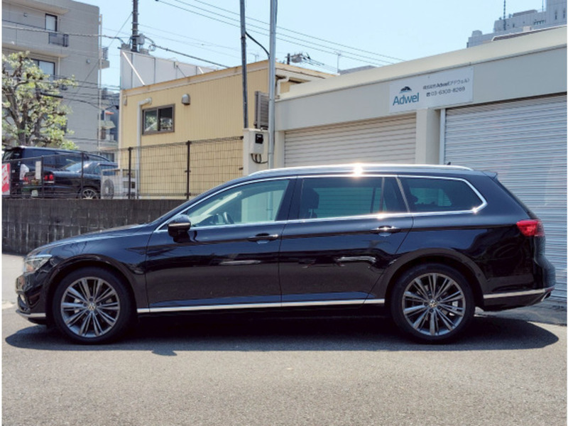 PASSAT VARIANT