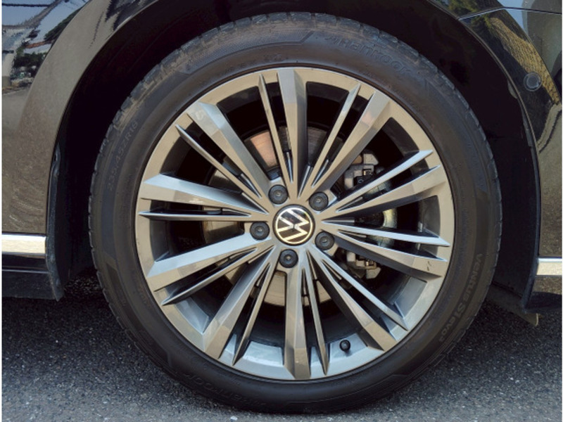 PASSAT VARIANT