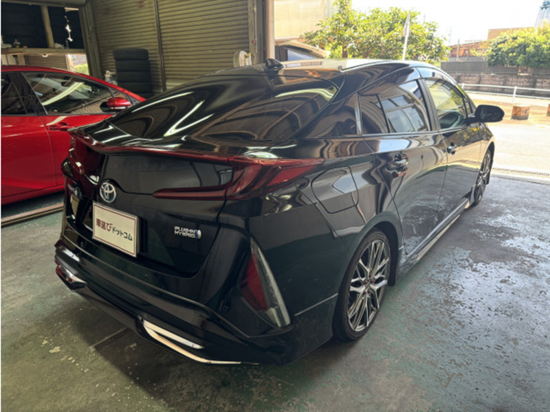 PRIUS PHV