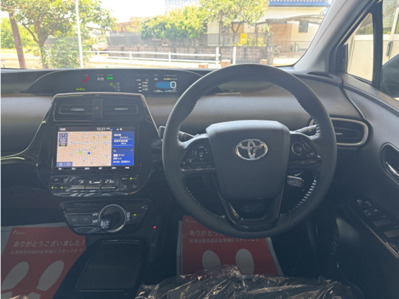 PRIUS PHV