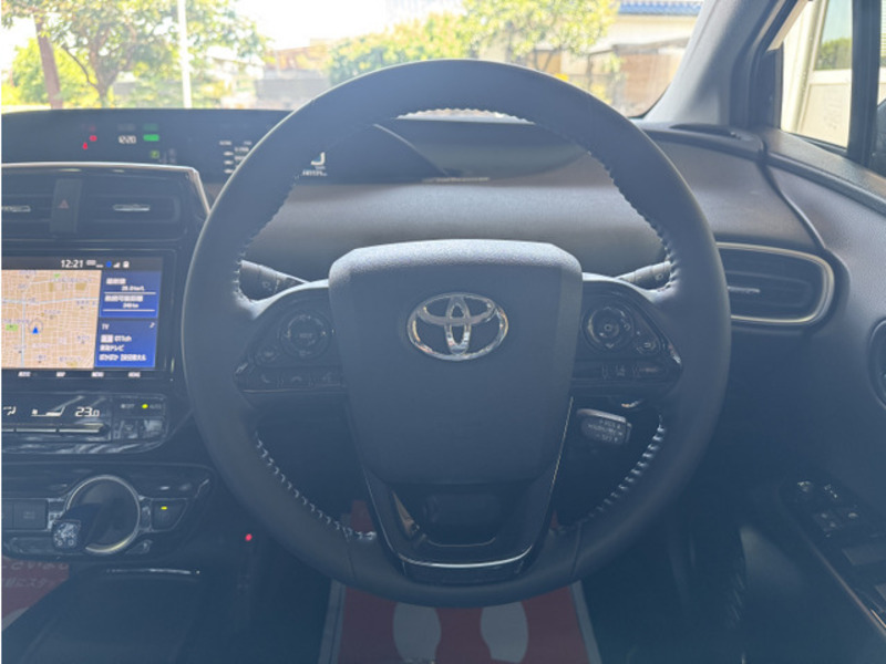 PRIUS PHV