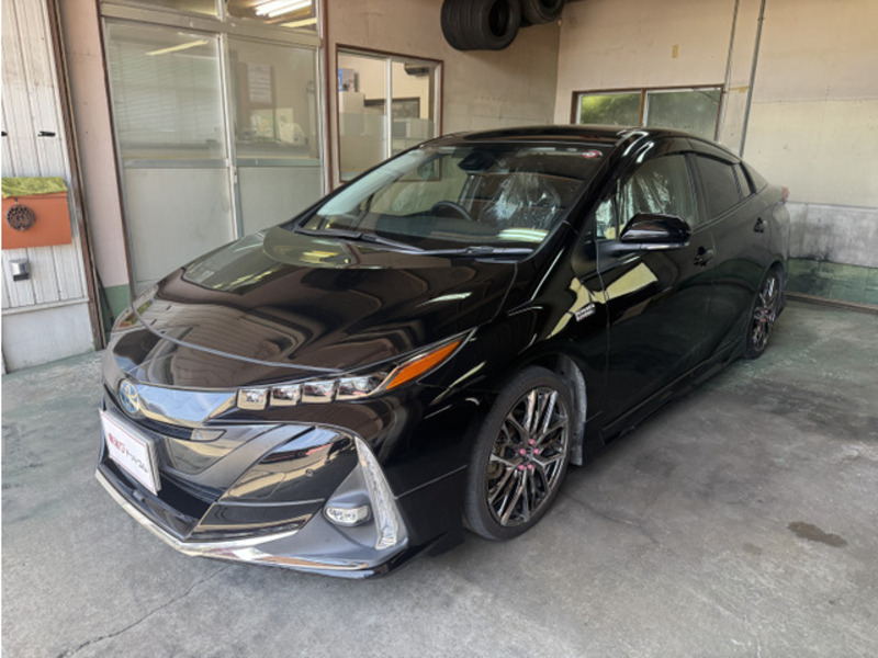 PRIUS PHV