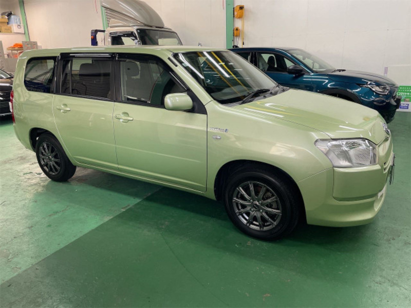 SUCCEED VAN