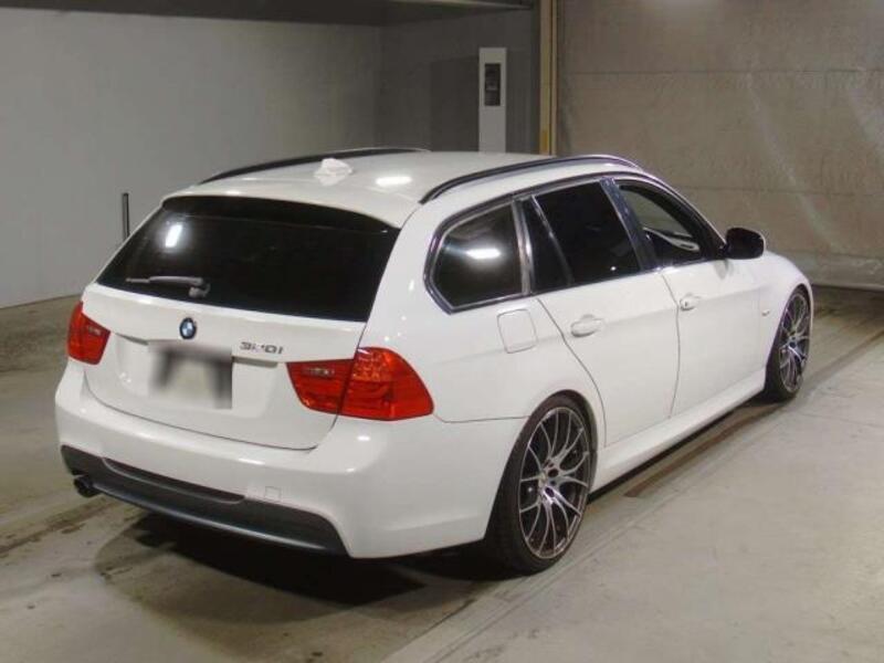 3 SERIES