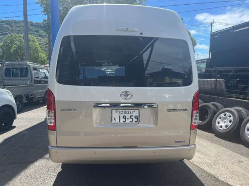 HIACE