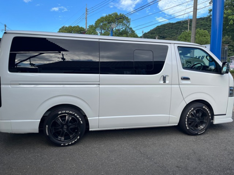 HIACE VAN