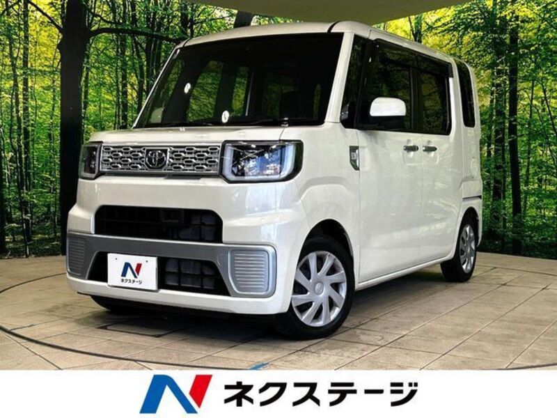 TOYOTA PIXIS MEGA