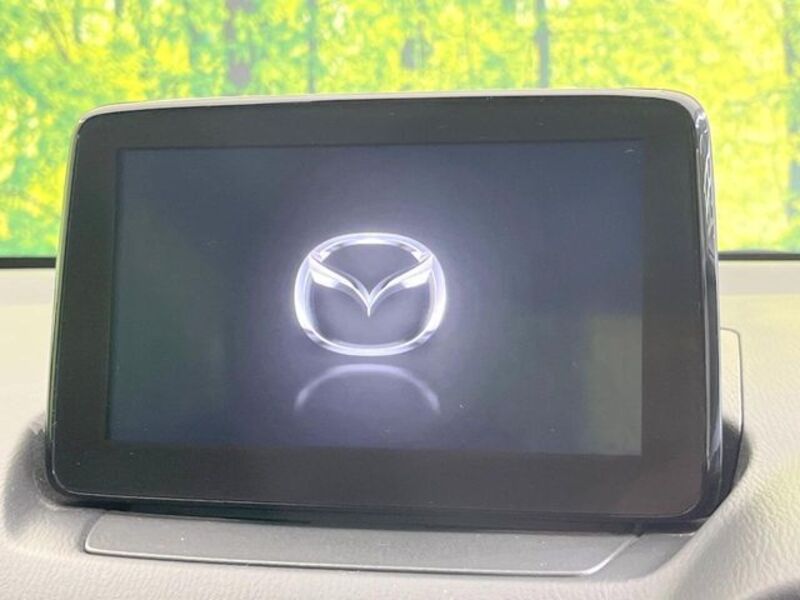 MAZDA2