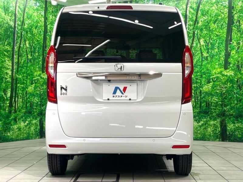 N BOX