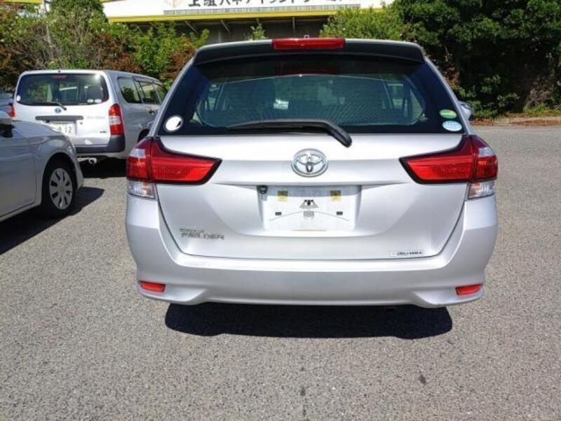 COROLLA FIELDER