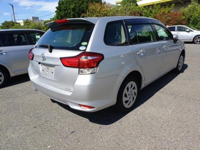 COROLLA FIELDER