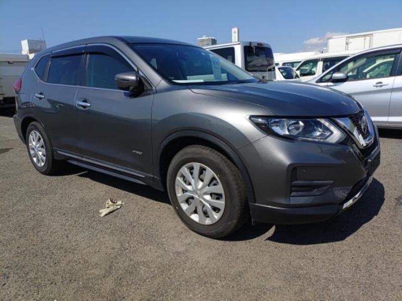 X-TRAIL