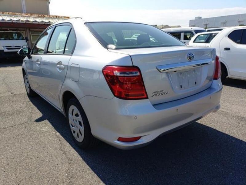 COROLLA AXIO