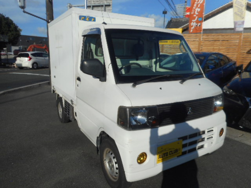 MITSUBISHI MINICAB TRUCK