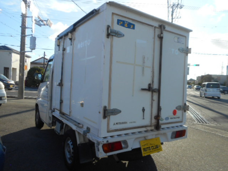 MINICAB TRUCK