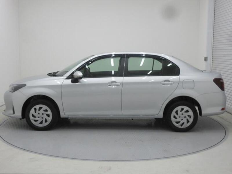 COROLLA AXIO