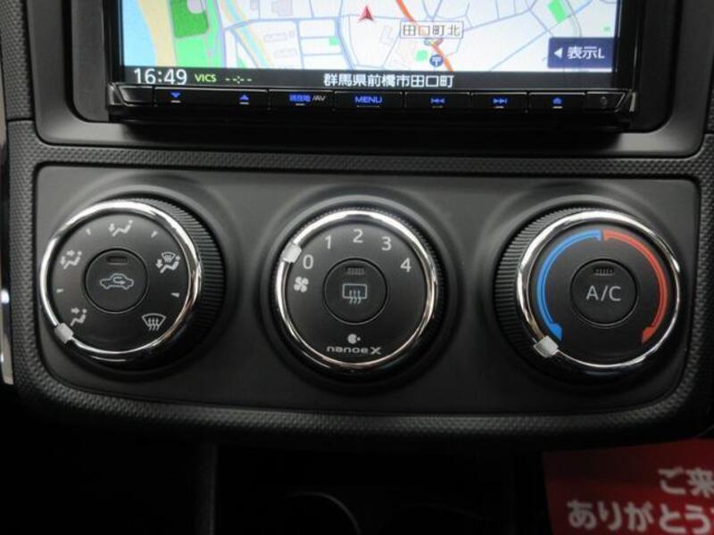 COROLLA AXIO