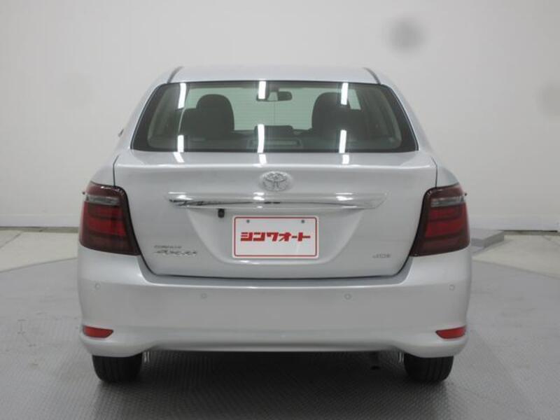 COROLLA AXIO