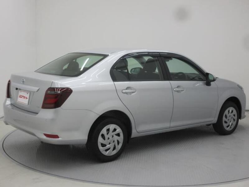 COROLLA AXIO