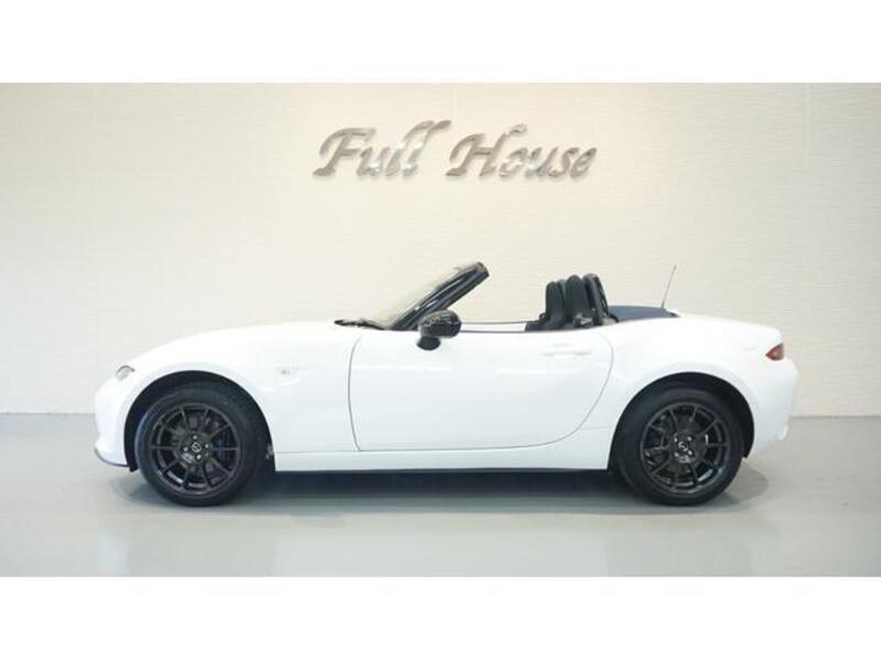 ROADSTER