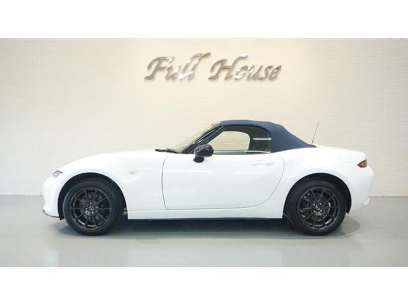 ROADSTER