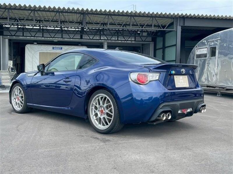 86