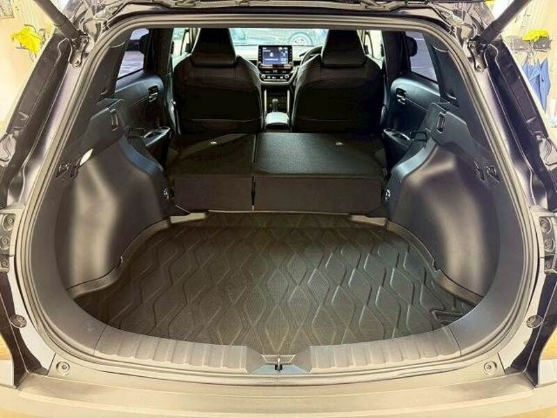COROLLA CROSS