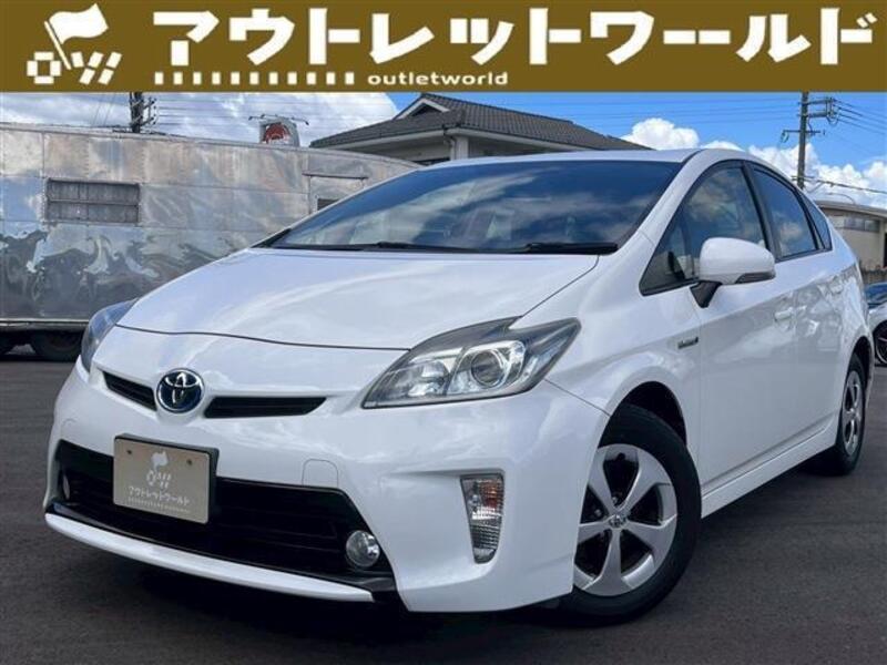 TOYOTA PRIUS