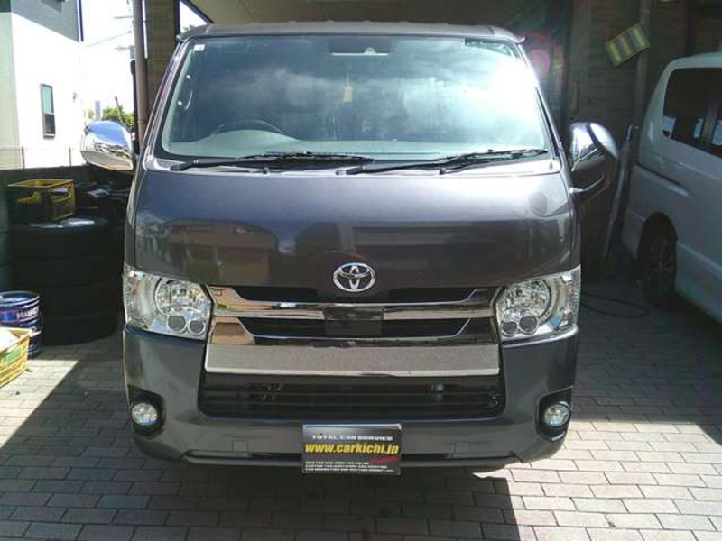 HIACE VAN