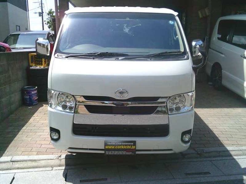 HIACE VAN