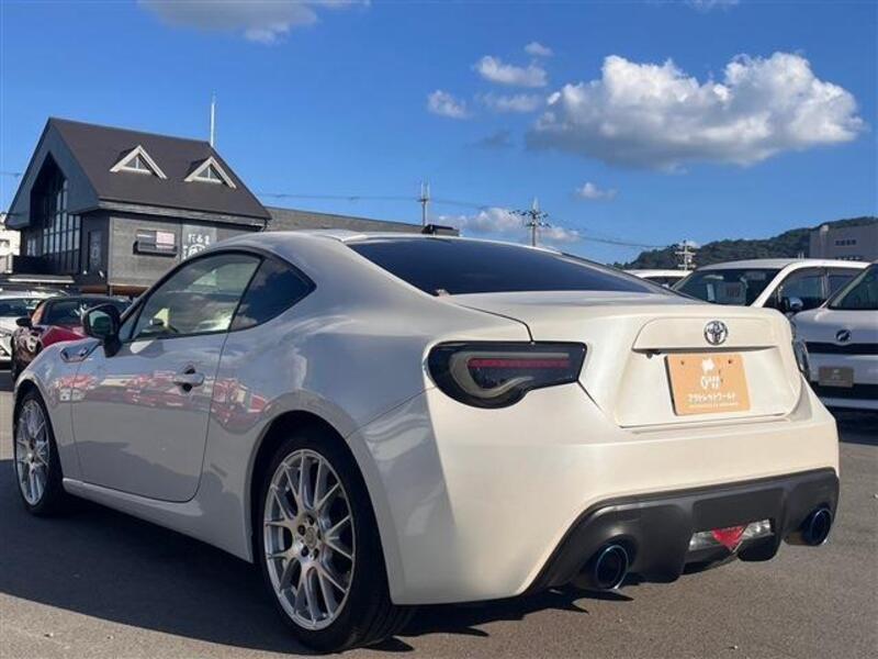 86